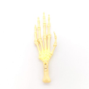 Reic teth Oidhche Shamhna Horror Decorative Props Claw Skeleton