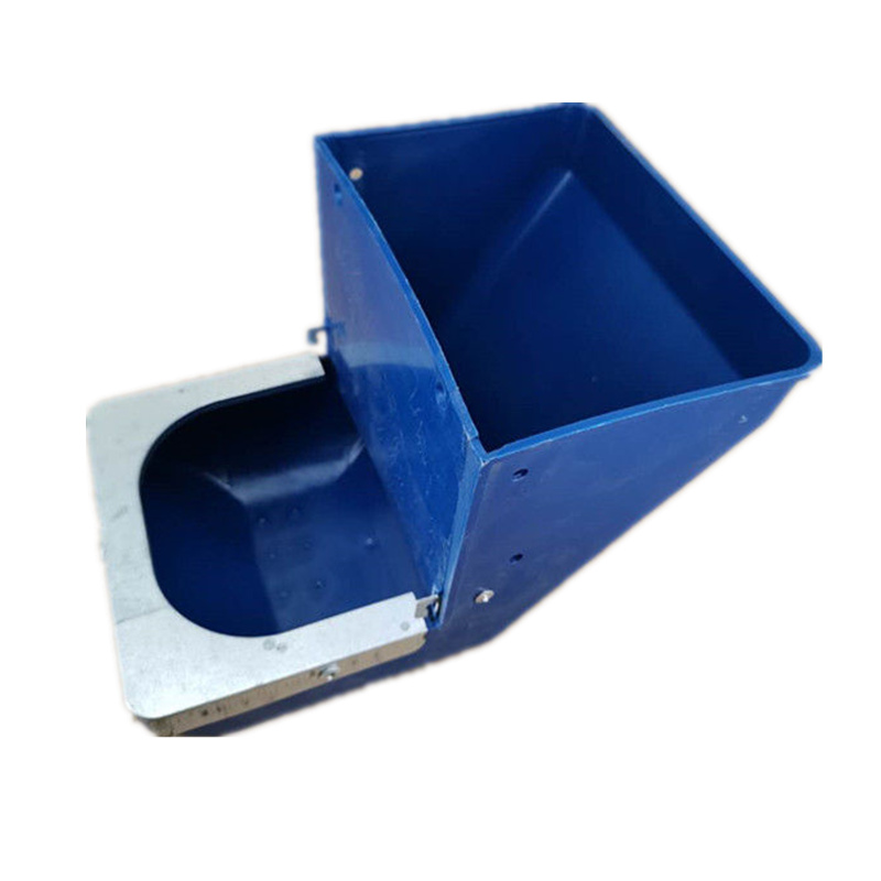 High Quality Rabbit Plastic Hanging Feed Trough Pet Self Food Feeder Tumbler For Rabbit Feeder In Cage