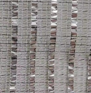 Sodo aliuminio folijos tinklelis nuo saulės šviesą atspindintis sidabrinis stogelis nuo saulės sodo markizės Tinklinis stogelis lauko šešėliavimo tvoros ekranas