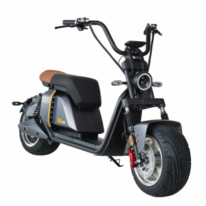 2000W High Power Electric Scooter Hot Sale Ngako Tire