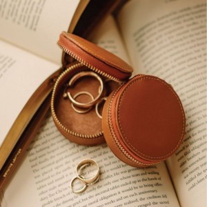 Simple leather jewelry box earrings jewelry box organizer