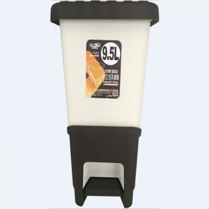 Trash can with step pedal 9.5L(L)  LJ-1640