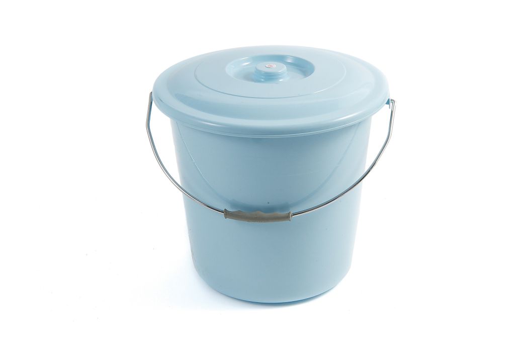 Bucket with Cover and Handle 34cm