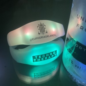 LED Flashing  Sound Control Activated Glow Bracelet for Party Clubs LED Wristband