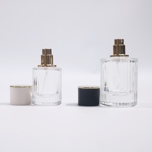 Újratölthető parfümös flakon csomagolás egyedi luxus átlátszó 50 ml-es 30 ml-es parfüm spray üvegpalack