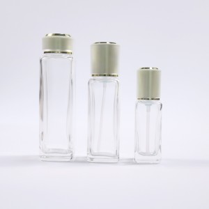 Luxury cosmetic spray lotion bottle packaging with pump