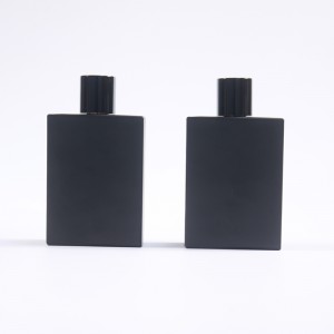 Ngokwesiko ILogo Empty 100ML Matte Black Square Perfume Bottle