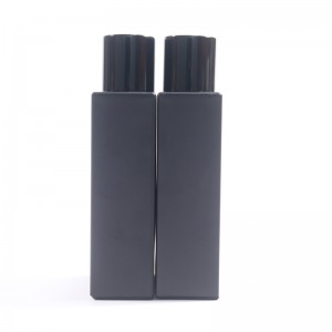 Individualizuoto logotipo tuščias 100 ml matinis juodas kvadratinis kvepalų buteliukas
