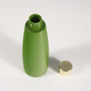 set plastičnih boca regeneratora za šampone i losiona za tijelo