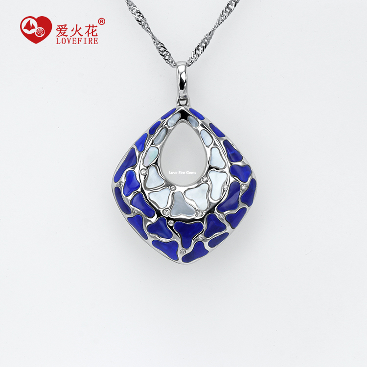 Fashion Jewelry Classic Style 18K Gold Natural Gemstone Pendant Necklaces