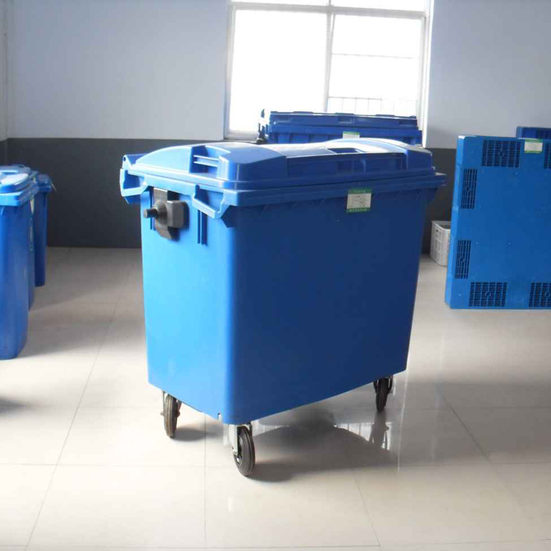 Large 660 Liter Plastic Trash Container Dustbin with Paddle