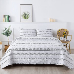 3 Pieces(1 Striped Triangle Pattern Quilt and 2 Pillowcases), Bohemian Reversible Bedspread Microfiber Coverlet Sets All-Season