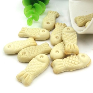 Factory wholesale Private Label Dental Dog Chews - LSBC-08 Biscuit in Fish Shape – Luscious