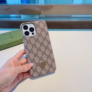 Gucci classic presby-fashioned phone case