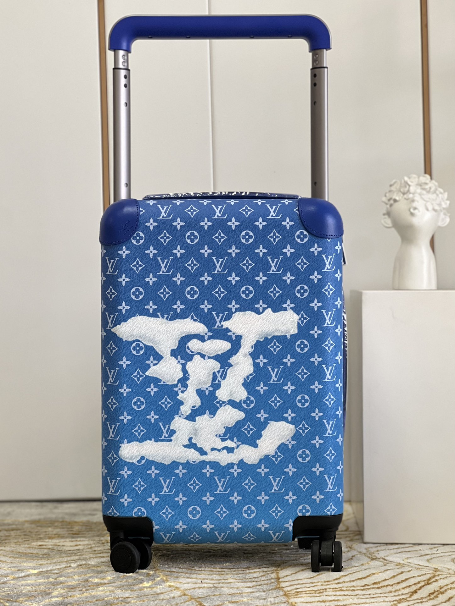 L V wide tie rod zipper box luggage case