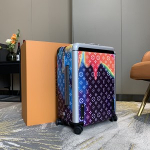 55CM Horizon luggage case is made of Monogram Sunset canvas