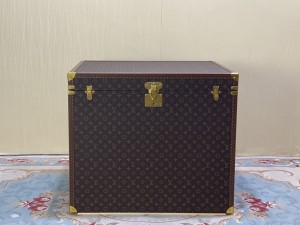 private custom tea table box  LV hard box
