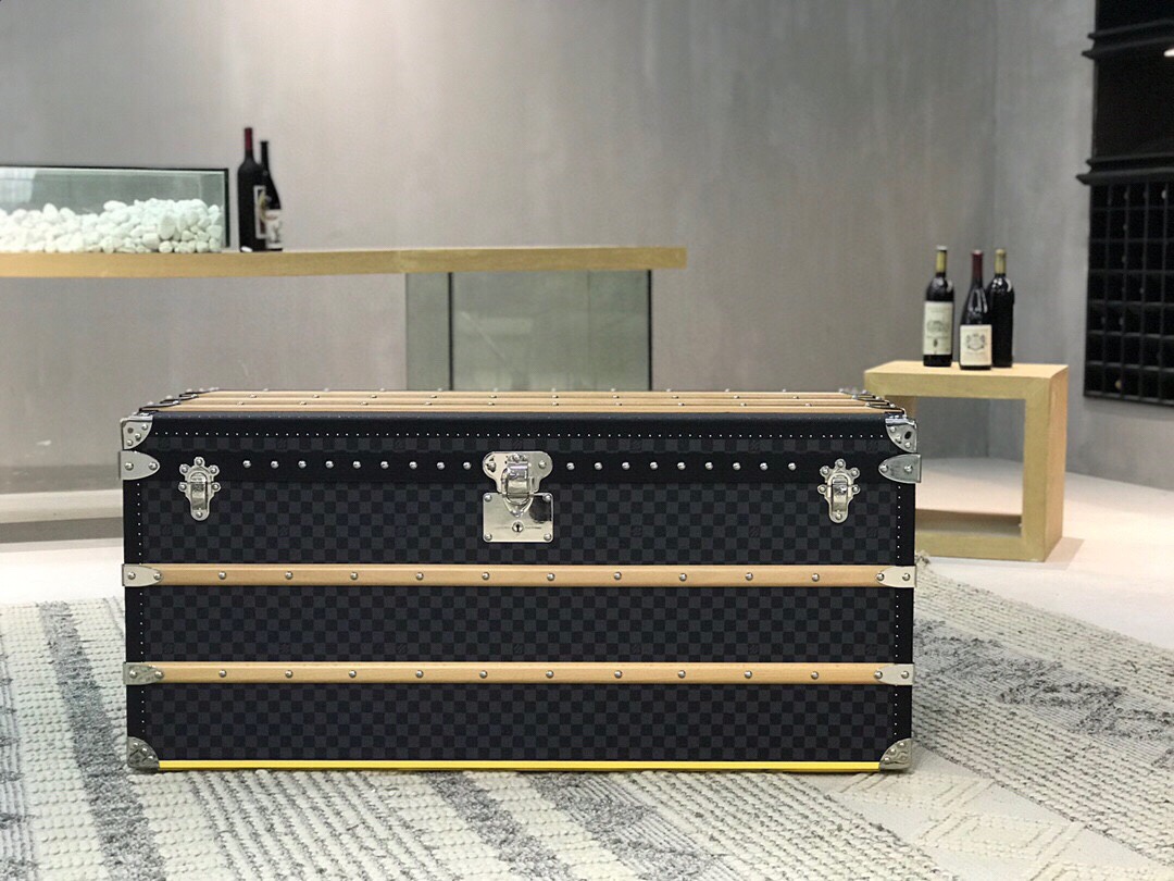 LV hard case, chic and elegant coffee table case, luxury storage space or home decoration