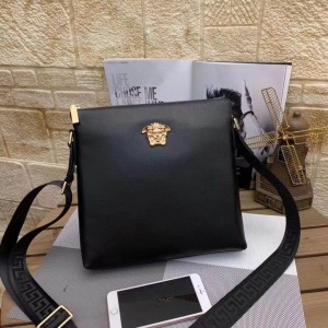 High-end original Versace European parallel imports, Versace Versaee men’s bag briefcase hand-held messenger bag, Expensive to create a new channel of goods, the ideal choice for energetic me...