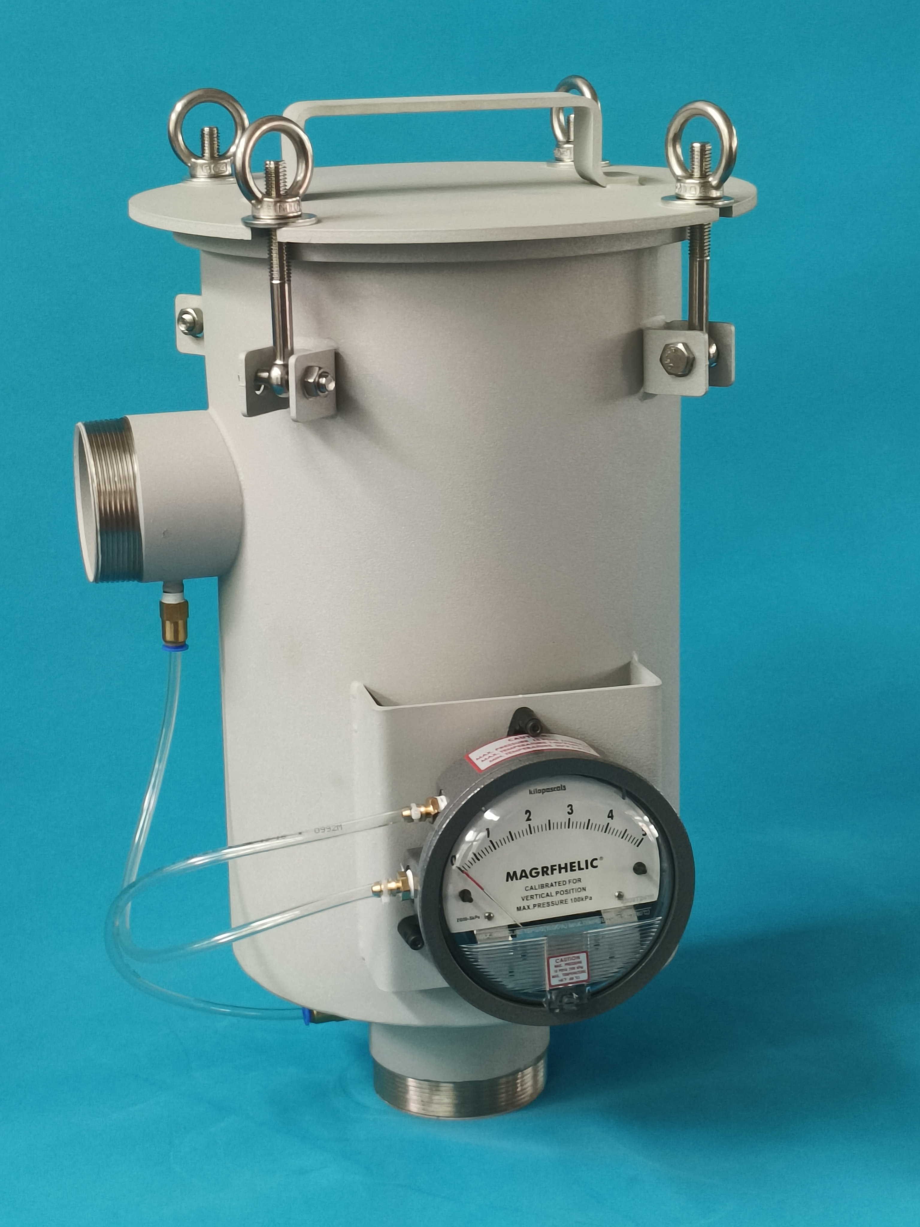 Inlet Filter with Differential Pressure Gauge