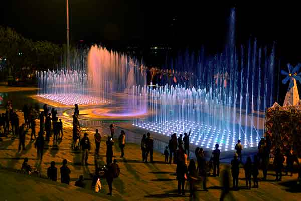 Colorful LED Light Musical Fountain Outdoor Dry Floor Matrix Fountain