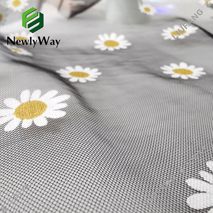Manufacturing Companies for Flocking Tulle Fabric - 100%nylon gold flower foil printed tulle mesh lace fabric for garments – Liuyi