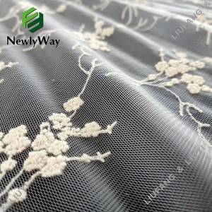 Popular Chinese Flower Pattern Embroidered Nylon Tulle Mesh Lace Fabric for Dress