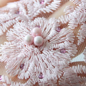 Iba't ibang uri ng dresses material Embroidery Lace Fabric na may perlas at bato