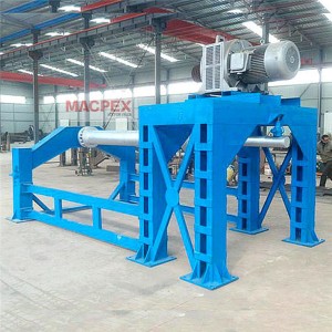 Suspension roller type cement pipe machine