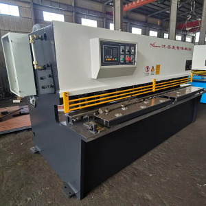 High precision QC12Y-6X3200mm hydrauclic sheet metal shearing machine
