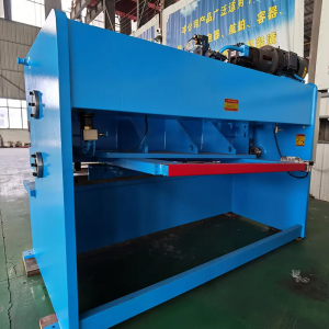 High precision QC11Y-10X2500mm hydraulic guillotine shearing machine
