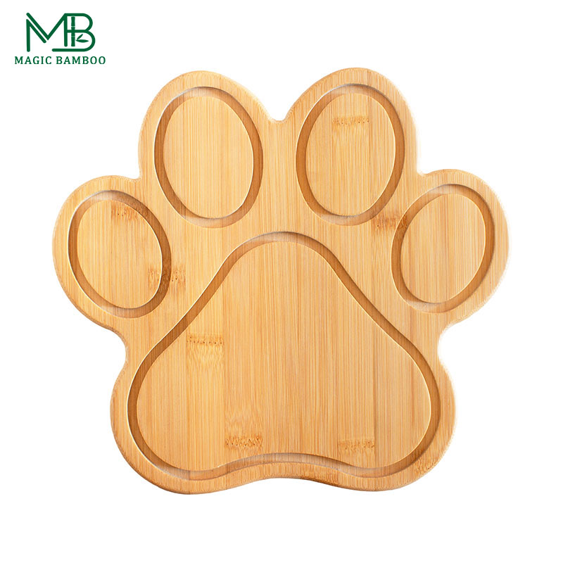 Bamboo Paw Shaped Cutting And Charcuterie Board