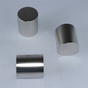 Iminyaka engu-30 Factory Wholesale N52 NdFeB cylinder Neodymium disc uzibuthe