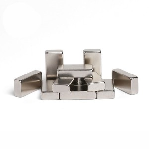 Il miglior magnete al neodimio a blocco/rettangolare di diverse dimensioni personalizzate