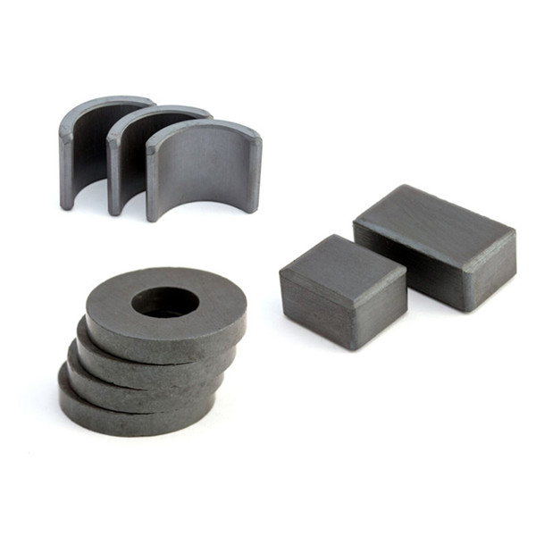 China OEM Customized Ferrite Magnet Factory Featured Image