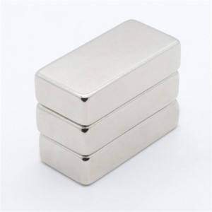 高品質の強力なネオジム N52 ブロック磁石
