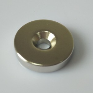N52 Neodymium Disc Countersunk Hole Magnets Rare Duniya Magnet
