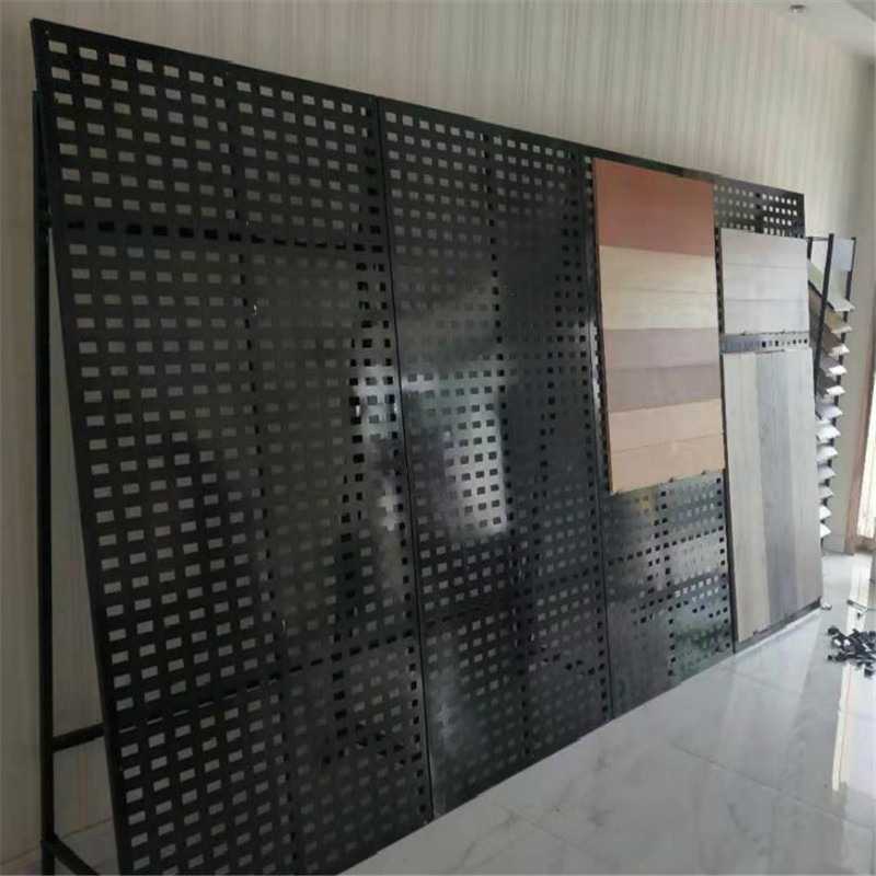 Powder coated perforated metal mesh for displaying ceramic tiles