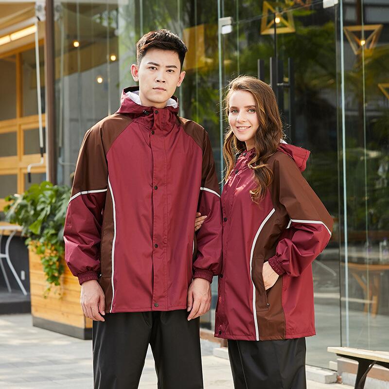 Custom Wholesale Cheap Rain Nylon Softshell lightweight Windbreaker Jacket for men 2023