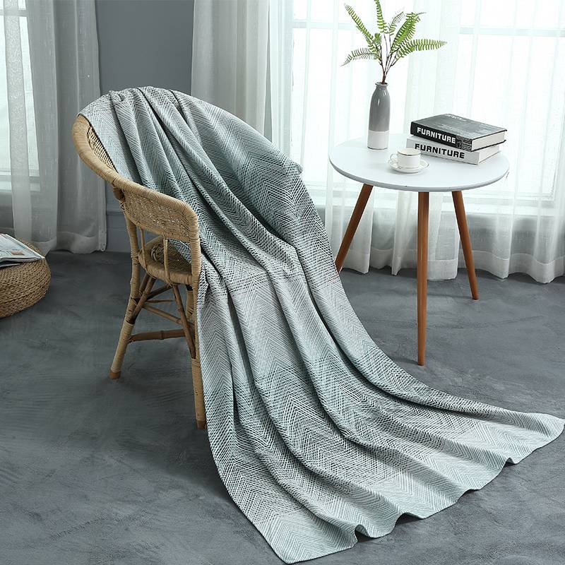 Wholesale Recycled Polyester Pillowcase -  Bamboo Fiber Gradient Jacquard Blanket – Mentionborn
