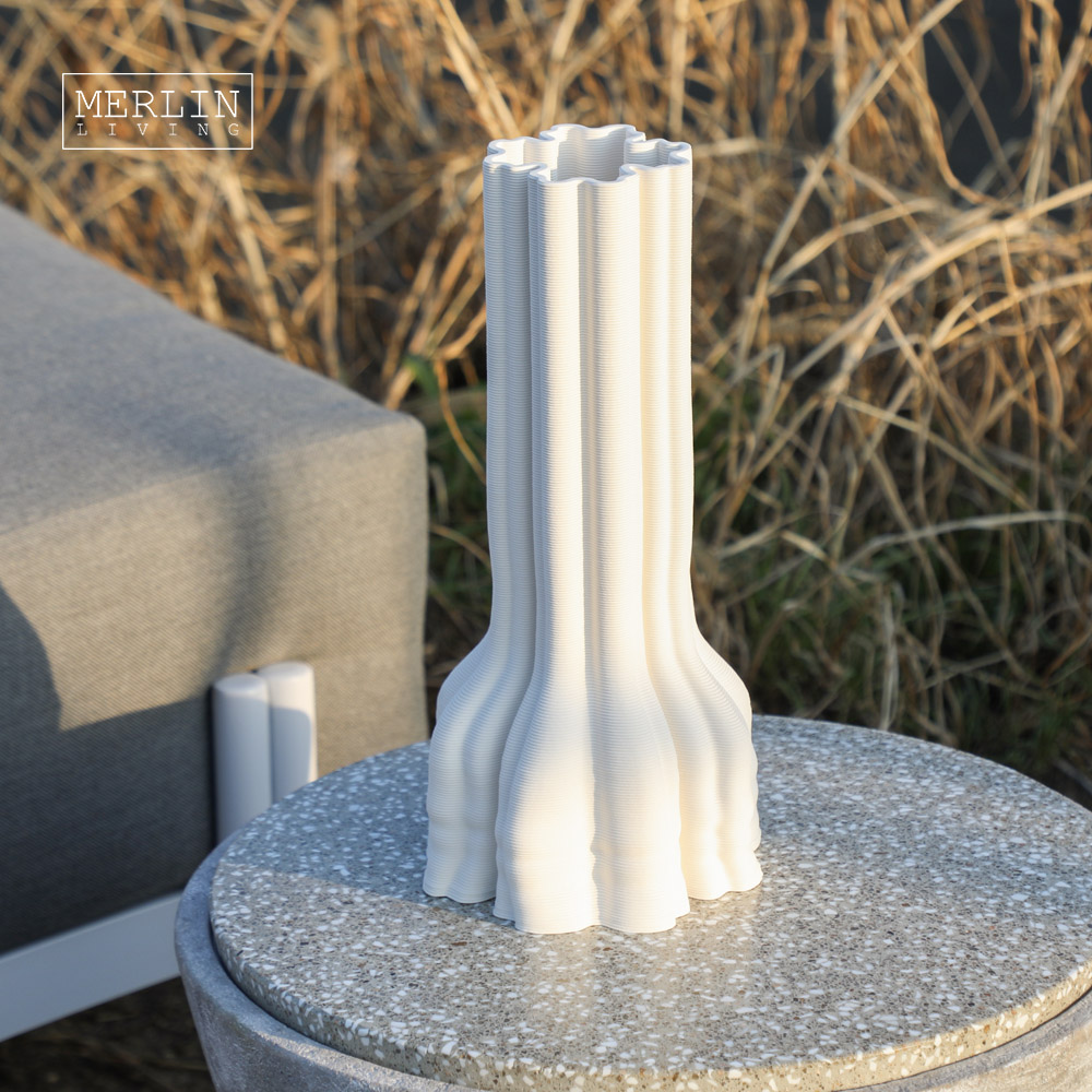 Merlin Living 3D Printed Home Decor Petal Top Bile Shaped Ceramic Vase