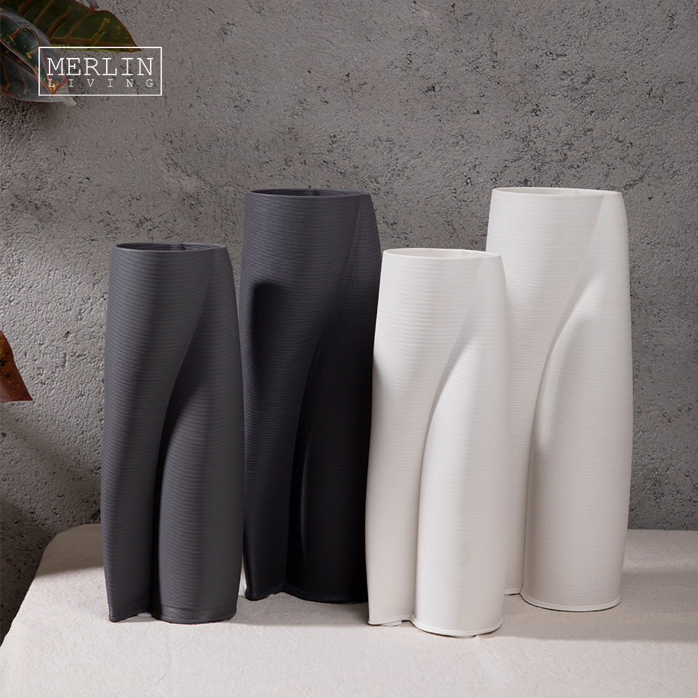 Merlin Living 3D Printing Shy Legged Ceramic Vase
