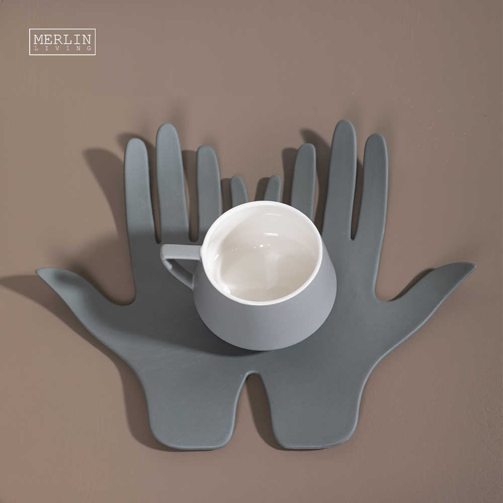 Nordic Color Hand Shape Ceramic Desktop Ornaments (1)