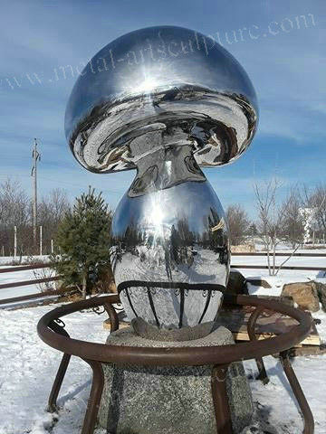 Garden Ornaments Metal Mushroom Sculpture Art Shaped Modern Art Statue Featured Image