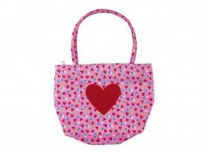 heart pattern girls` satchel