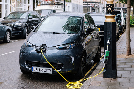 द्रुत वृद्धि: कसरी EV चार्जिङ समाधानहरूले विविध उद्योगहरूलाई सशक्त बनाउँछ