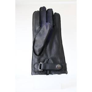 casual handsewn deerskin gloves with three points