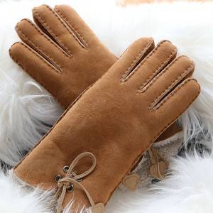 Handmade ladies double faced sheepskin gloves with open end cuff