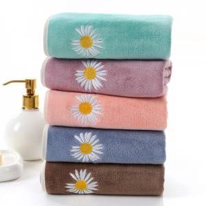 High quality Microfiber embroidery bath towel