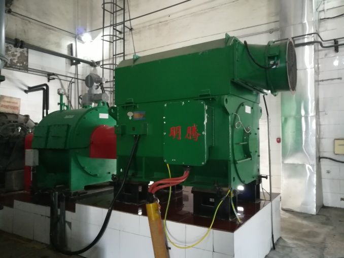 Direct starting high-voltage ultra efficient three-phase  permanent magnet synchronous motor for circulating pumps in the power industry